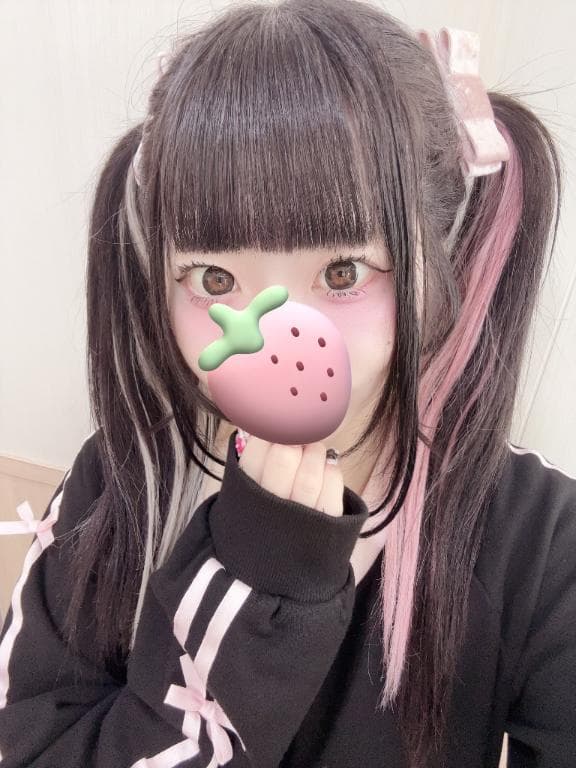 まってるー(p`･ω･´q)