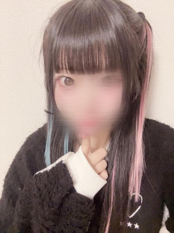 U⩊U💤