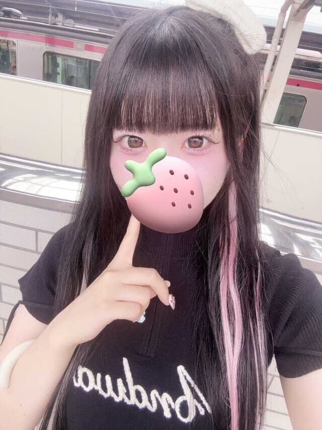 ほんじつ( っᐢ. ⩊ .ᐡ⸝⸝) ̫ .ᐡ⸝⸝⊂)
