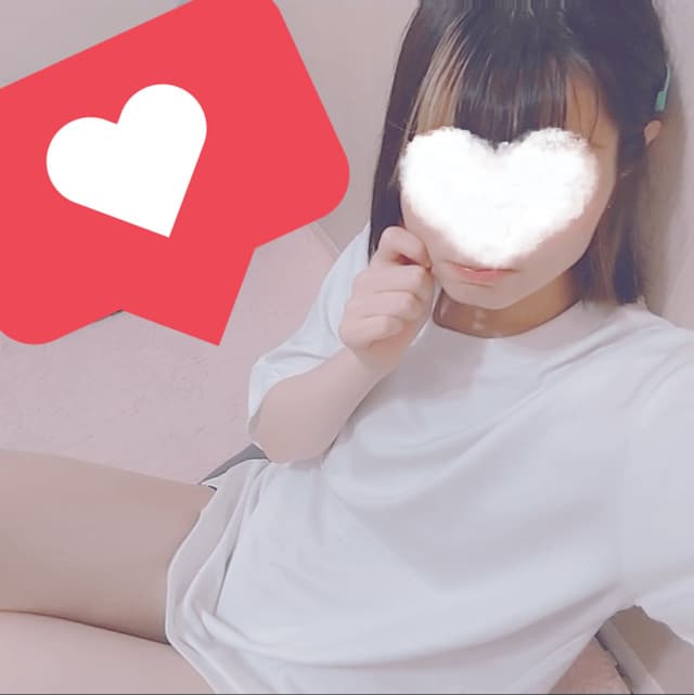 履いてる?履いてない?どーっちだ!